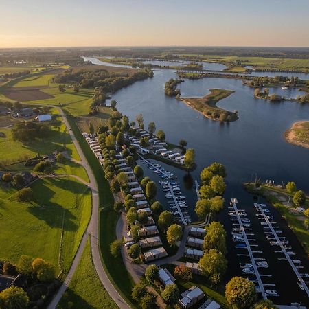 Marinapark Bad Nederrijn Hotell Maurik Exteriör bild