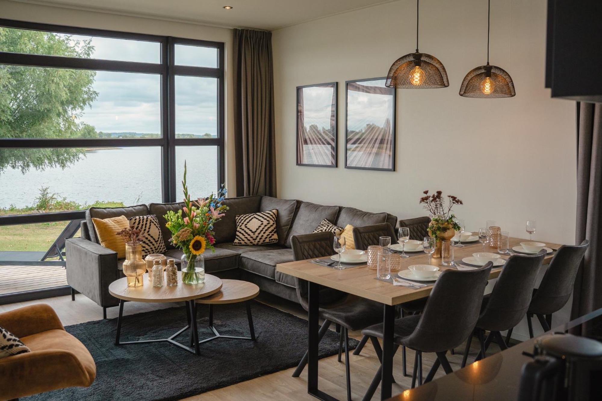 Marinapark Bad Nederrijn Hotell Maurik Exteriör bild