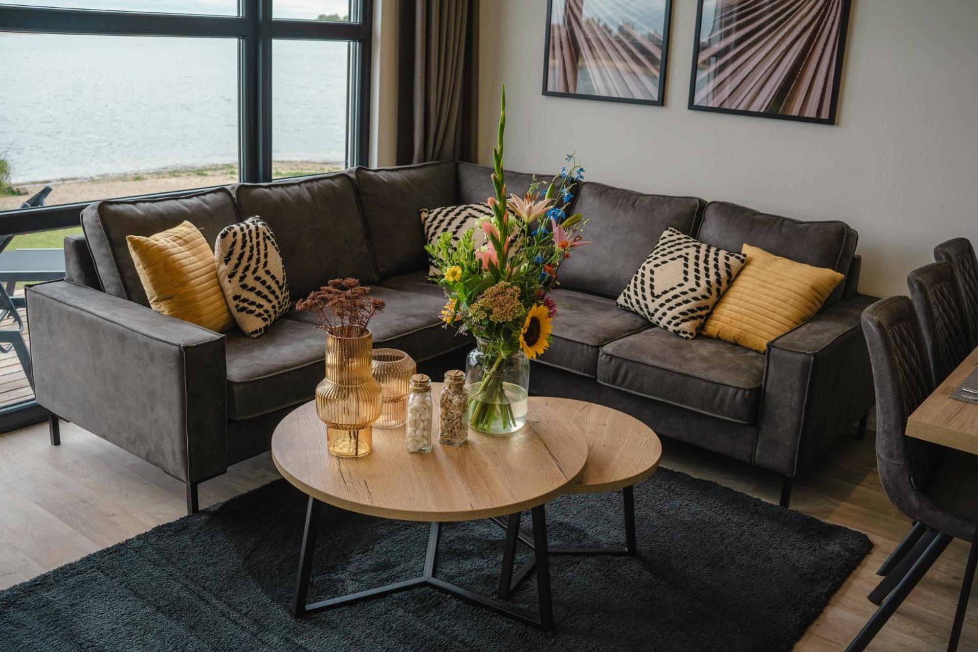 Marinapark Bad Nederrijn Hotell Maurik Exteriör bild
