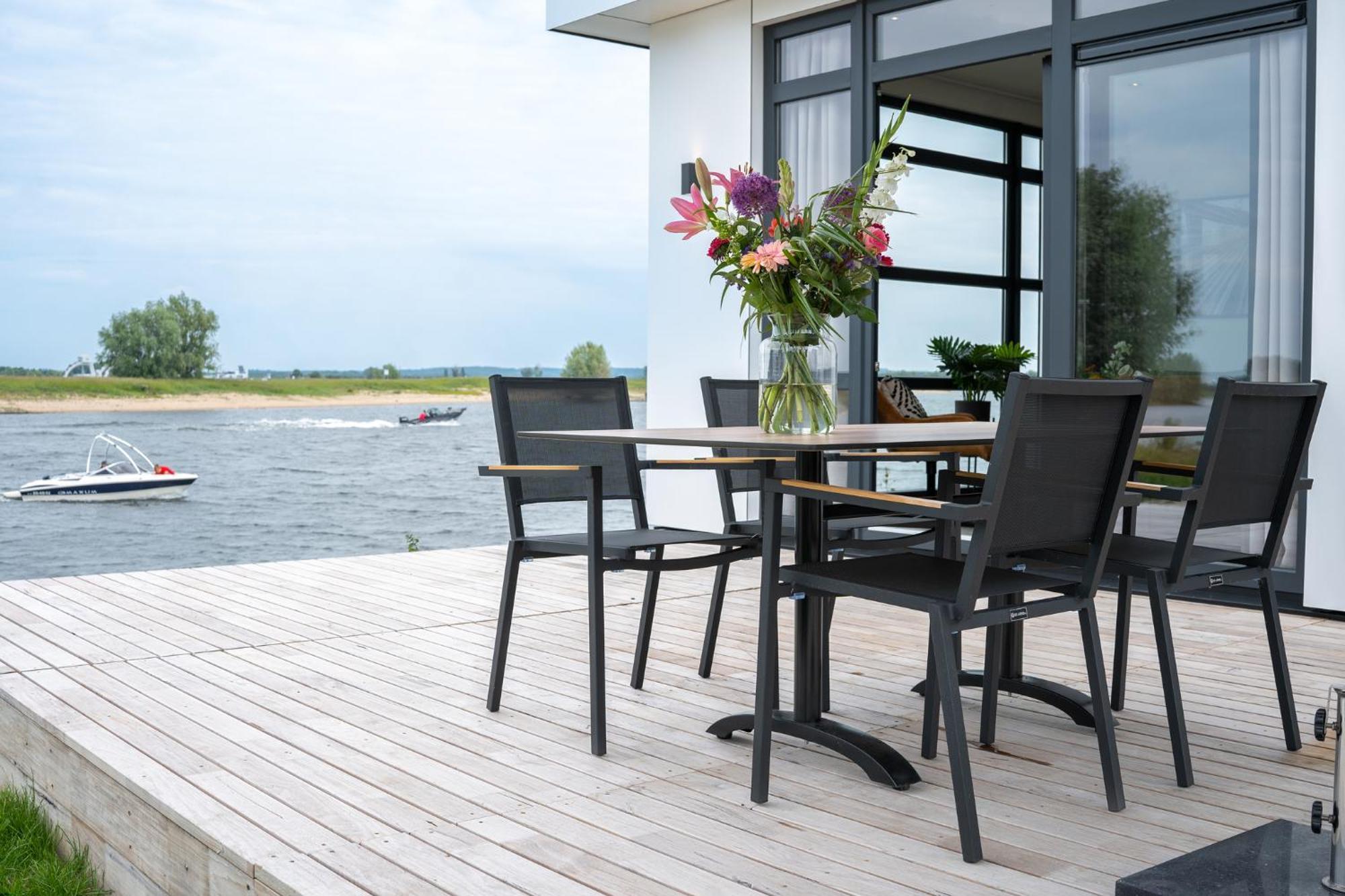 Marinapark Bad Nederrijn Hotell Maurik Exteriör bild