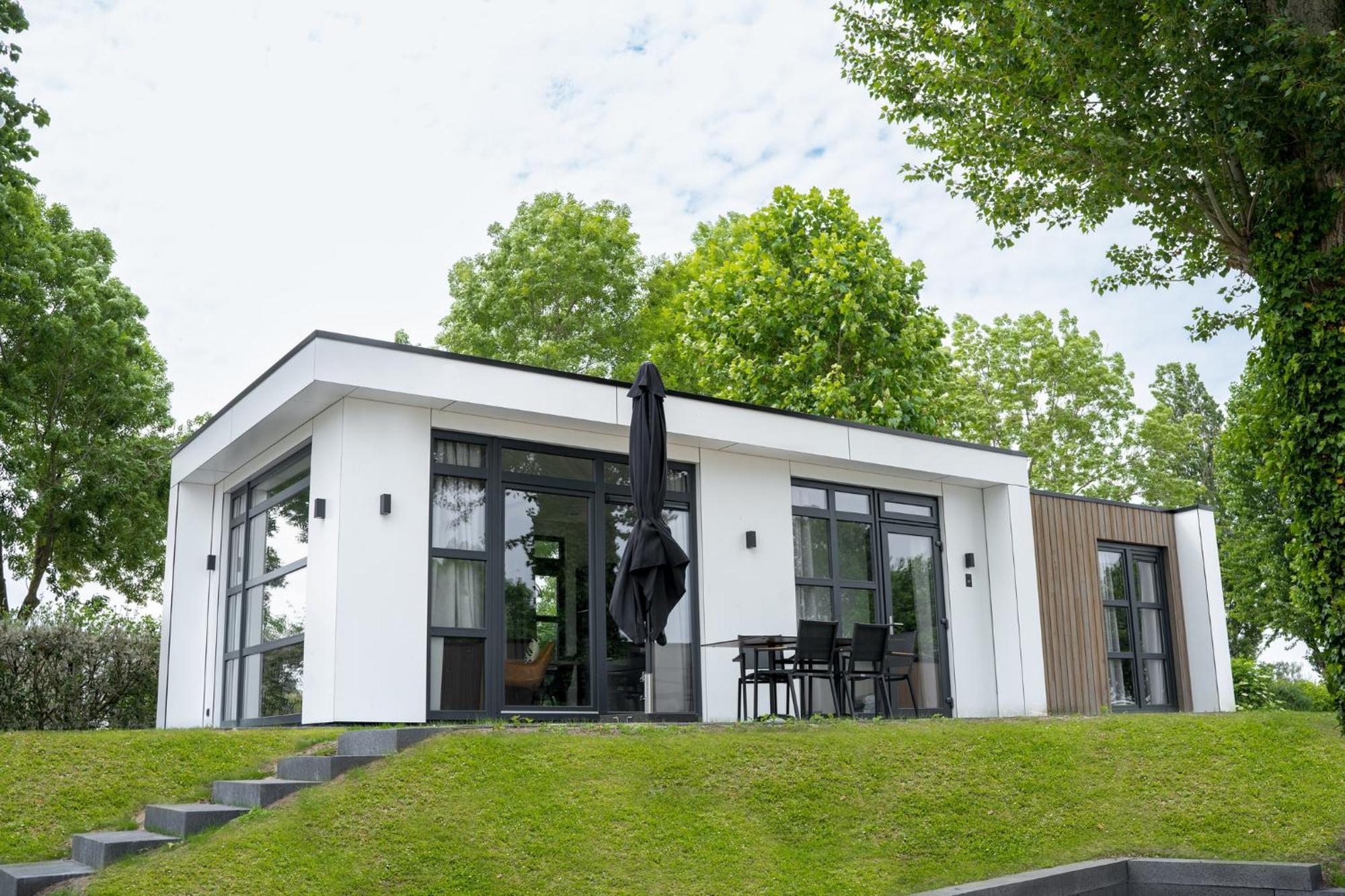 Marinapark Bad Nederrijn Hotell Maurik Exteriör bild