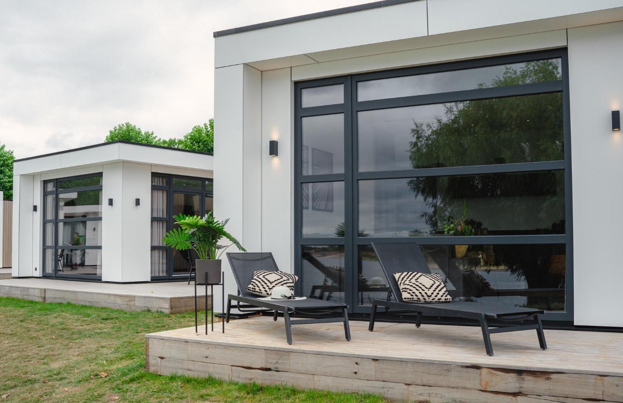 Marinapark Bad Nederrijn Hotell Maurik Exteriör bild